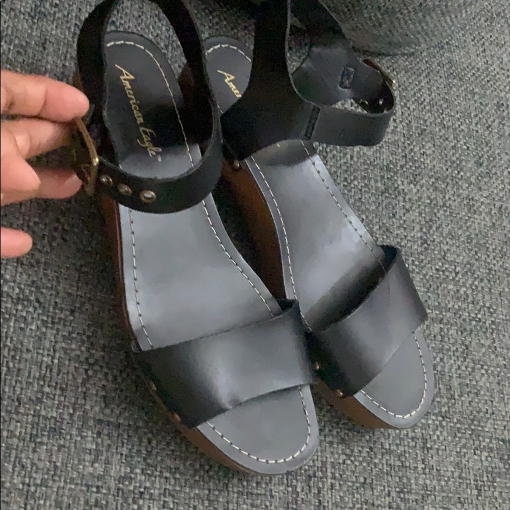 Black American Eagle sandals